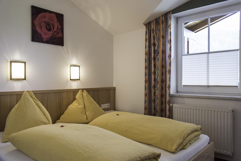 Gasthof Brentwirt ξενώνας Leogang Δωμάτιο φωτογραφία